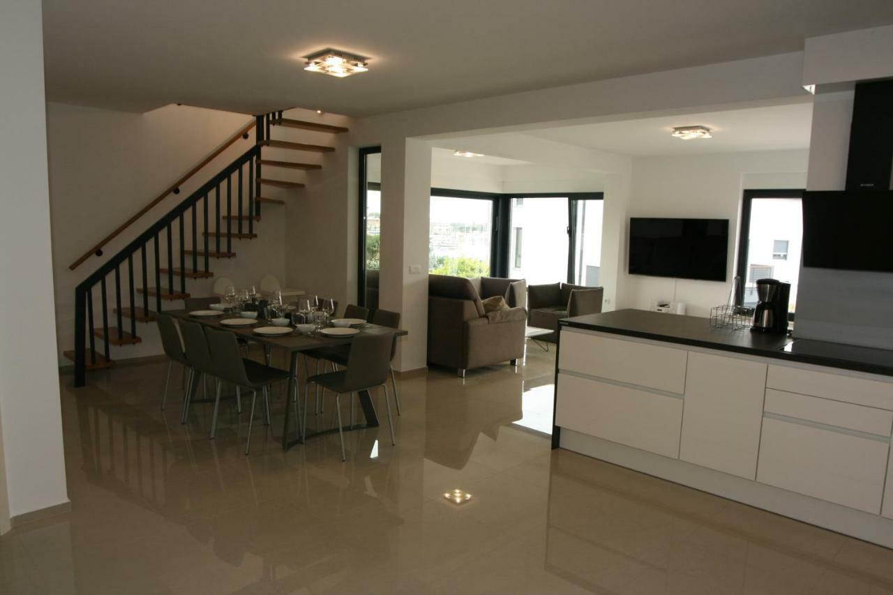 Penthouse No6 Apartment Medulin Exterior photo