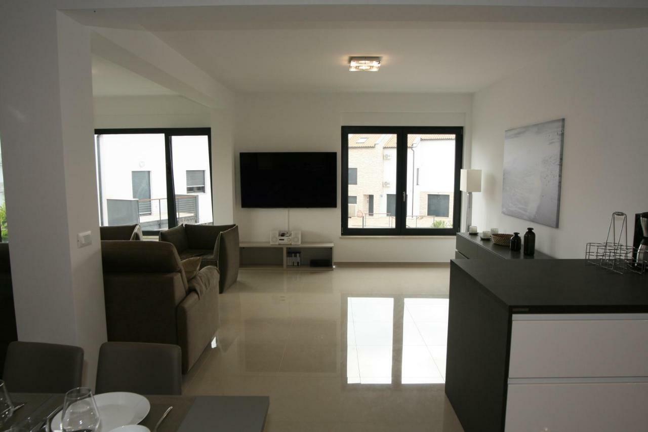 Penthouse No6 Apartment Medulin Exterior photo